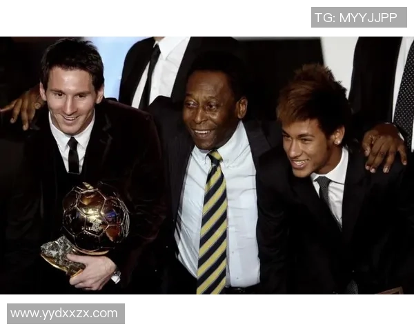 四大足球巨星聚焦之下的传奇与荣耀：梅西、C罗、内马尔、姆巴佩的巅峰时刻