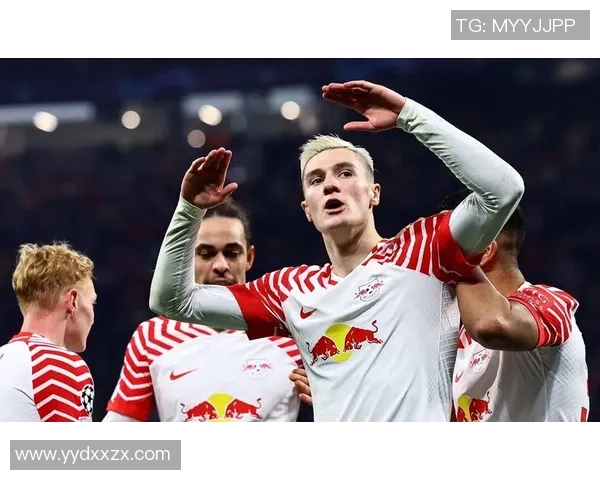 足球球星转会潮流解析为何巨星难以在同一支球队度过整个职业生涯