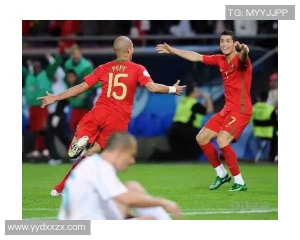 德国足球点球明星高清照片集 展现巅峰瞬间与经典时刻