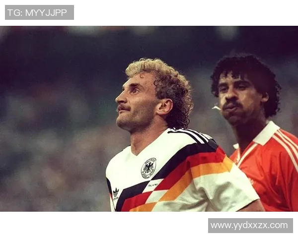 全球11号足球球星精彩瞬间大汇集 每一位球员的经典瞬间不容错过