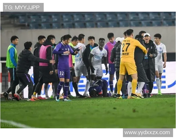 足球球星扮猪吃老虎真实内幕揭露赛场背后不为人知的惊人秘密 足球球星扮猪吃老虎真实内幕揭露赛场背后不为人知的惊人秘密